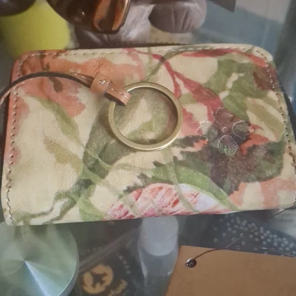 Patricia Nash Abri Card Case - Picture 7 of 7